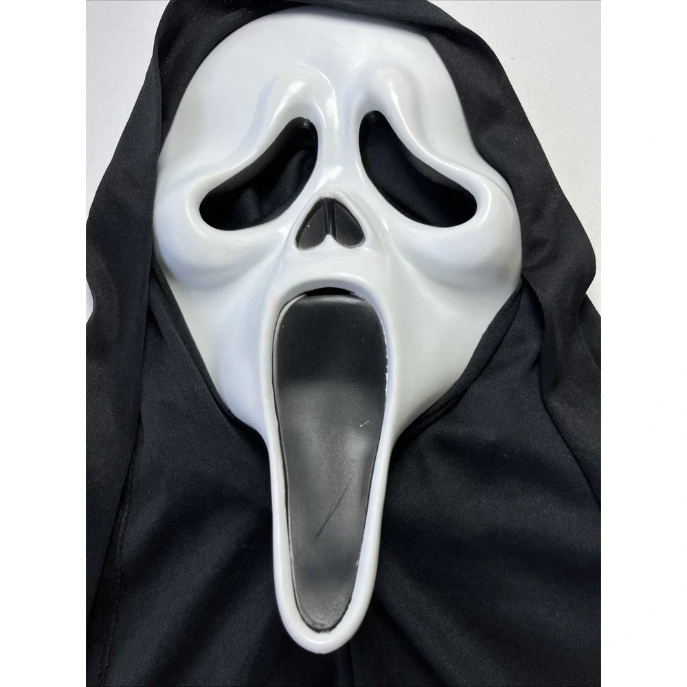 Scream Ghostface Mask Easter Unlimited 2013 w/ Shroud‎ 9206WM